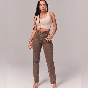 Abercrombie & Fitch 90’s Straight Ultra High Rise Curve Love - Brown